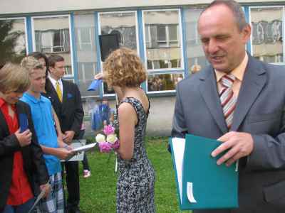 30.6.2011-vysvedceni-051.jpg