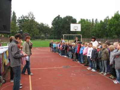 Sportovni-den-1.stupen-21.9.2011-vyhlaseni-vysledku-002.jpg