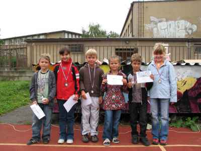 Sportovni-den-1.stupen-21.9.2011-vyhlaseni-vysledku-010.jpg