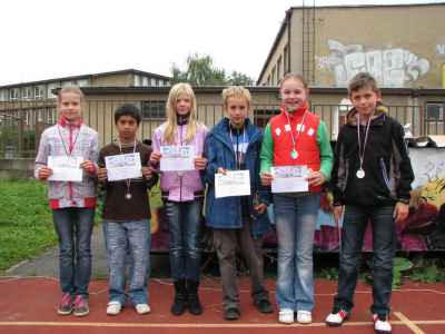 Sportovni-den-1.stupen-21.9.2011-vyhlaseni-vysledku-028.jpg